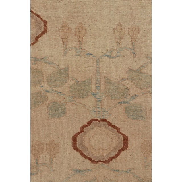 Rug and Kilim’s Antique Oushak Rug in Beige and Red Floral Pattern For Sale In New York - Image 6 of 7