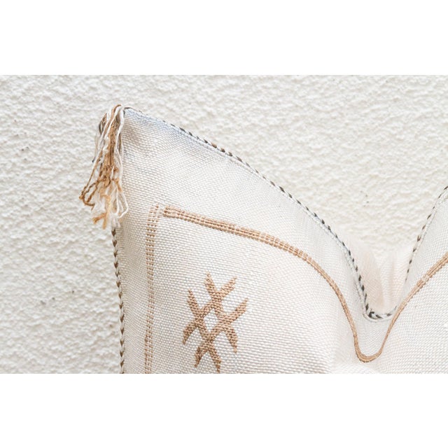 Wadi Whisper Silk Rug Pillow For Sale - Image 4 of 8