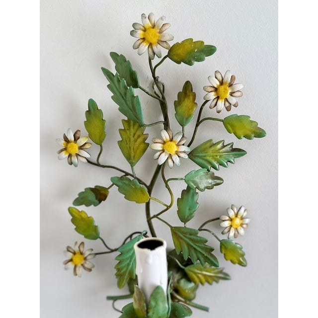 French Tole Painted Daisy Floral Wall Sconces, 1970, Set of 2 For Sale - Image 11 of 18
