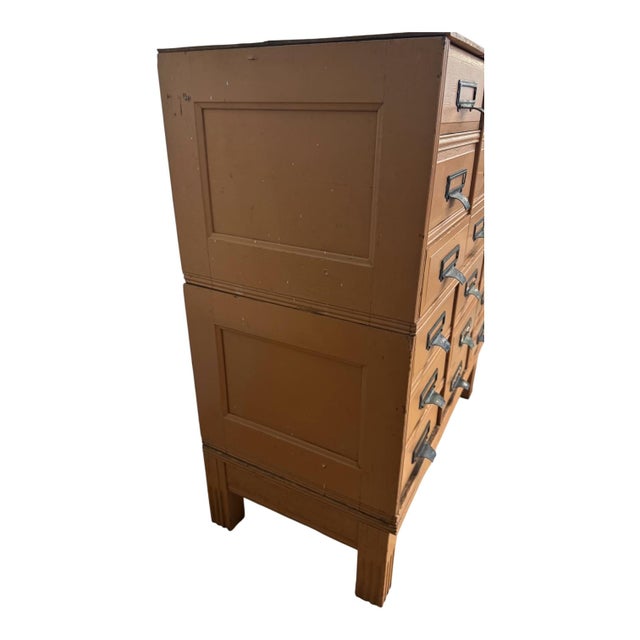 Burnt Umber Antique Yawman & Erbe 18-Drawer Library Card Catalog Cabinet, Circa 1910s For Sale - Image 8 of 10