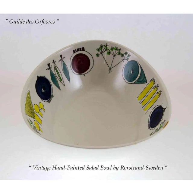1960s New 1960’s Vintage Rörstrand Pomona Picknick European Dinner Plates & 1 Salad Bowl, Designed by Marianne Westman- 14 Pieces For Sale - Image 5 of 12