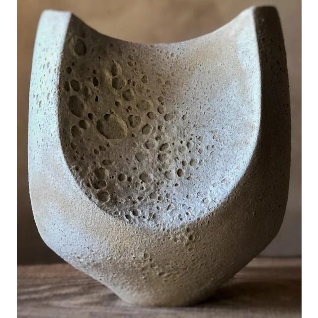 Contemporary 2 Facetted Vase with White Crackle Glaze by Sophie Vaidie For Sale - Image 3 of 6