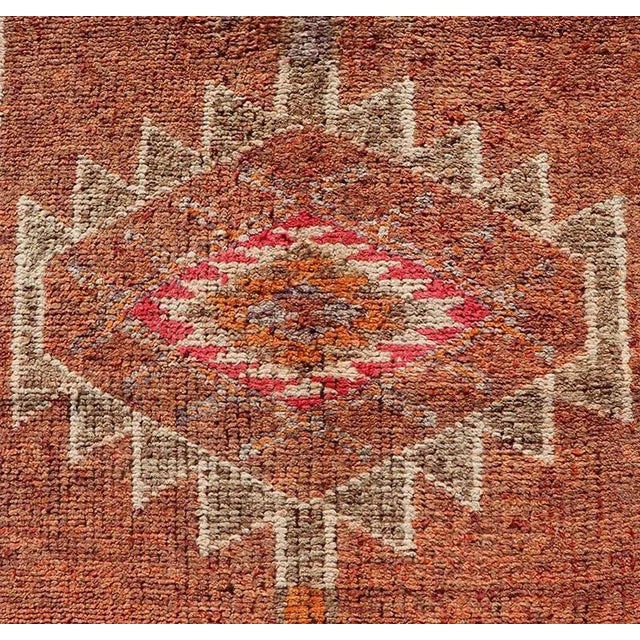 Vintage Turkish Runner With Large Medallion Kurdish Design in Earthy Tones 2'9 X 11'0 For Sale In Atlanta - Image 6 of 10