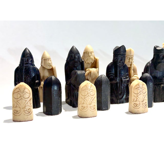 Traditional Set of 32 Vintage Isle of Lewis Chess Pieces For Sale - Image 3 of 17