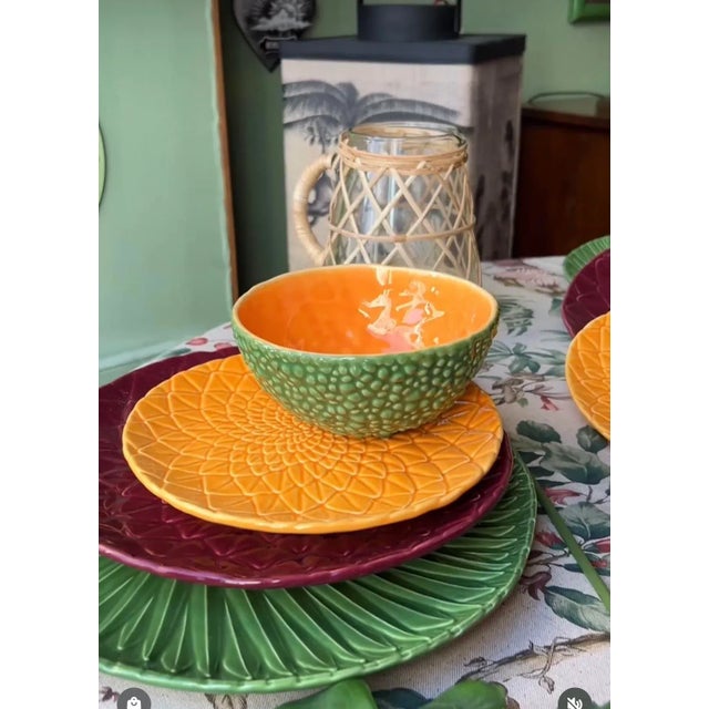 Contemporary Dinner Plates by Bordallo Pinheiro, Set of 4 For Sale - Image 3 of 4