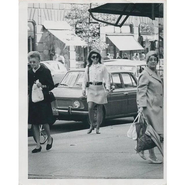 1970s Jackie Onassis in the Street, 1970s, Black & White Photograph For Sale - Image 5 of 5
