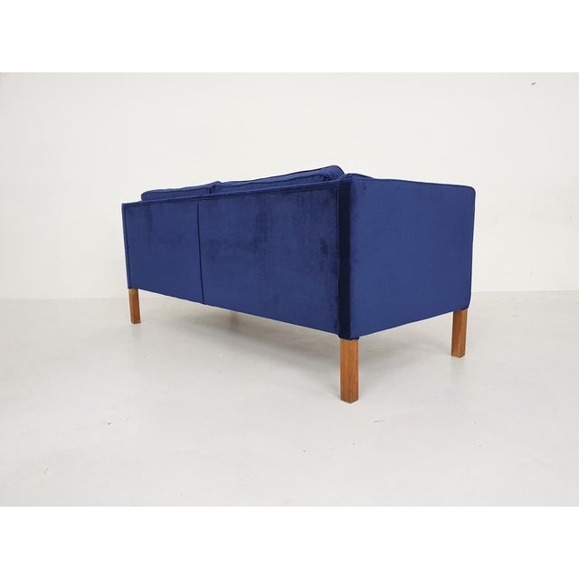 Vintage Model 2335 Couch by Borge and Peter Mogensen for Fredericia, Denmark, 1975 For Sale - Image 11 of 18