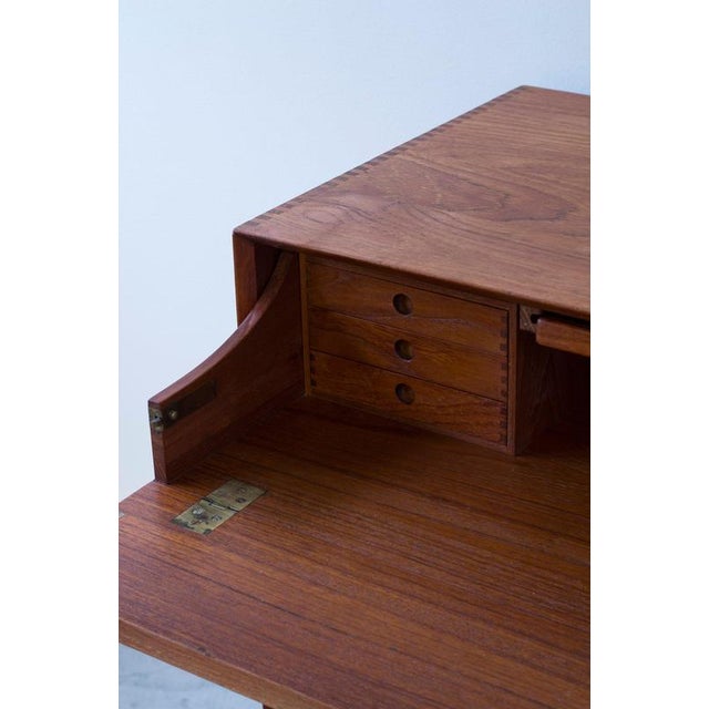 Peter Hvidt Fold Out Vanity Dresser by Hvidt & Mølgaard For Sale - Image 4 of 15