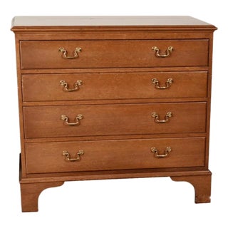 Kittinger “Williamsburg Adaptation” Mahogany Bachelor’s Chest, Colonial Williamsburg Licensed, Buffalo Ny, Circa 1950–1975 For Sale
