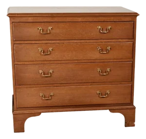 Kittinger “Williamsburg Adaptation” Mahogany Bachelor’s Chest, Colonial Williamsburg Licensed, Buffalo Ny, Circa 1950–1975