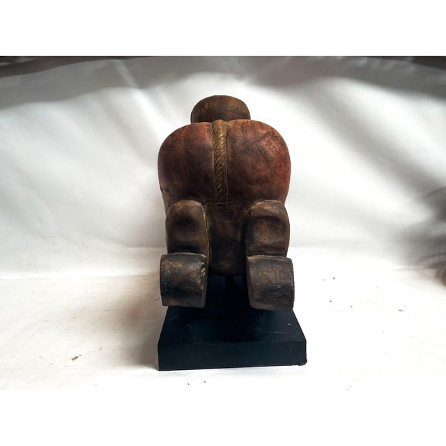 Tan Baby Buddha Statue on Low Profile Formica Base For Sale - Image 8 of 14