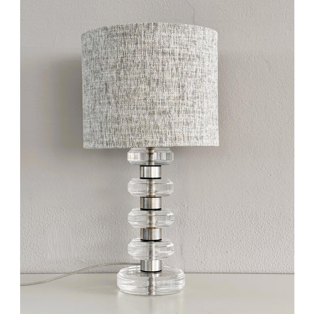 Vintage Italian Table Lamp in Acrylic, 1970s For Sale - Image 6 of 12