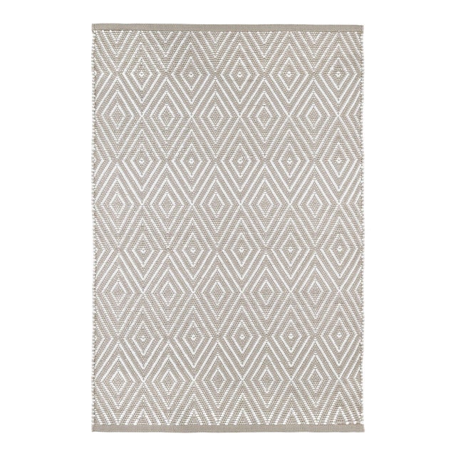 Dash & Albert by Annie Selke Diamond Platinum/White Indoor/Outdoor Rug, 2' x 3' For Sale
