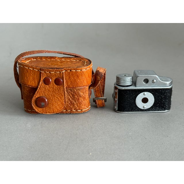 Hit Vintage Subminiature Spy Film Camera With Leather Case For Sale - Image 9 of 10