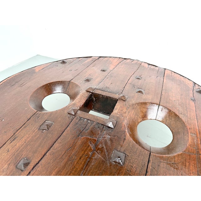 Brazilian Folk Art Brutalist Circular Coffee Table in Wood, 1950s For Sale - Image 16 of 18