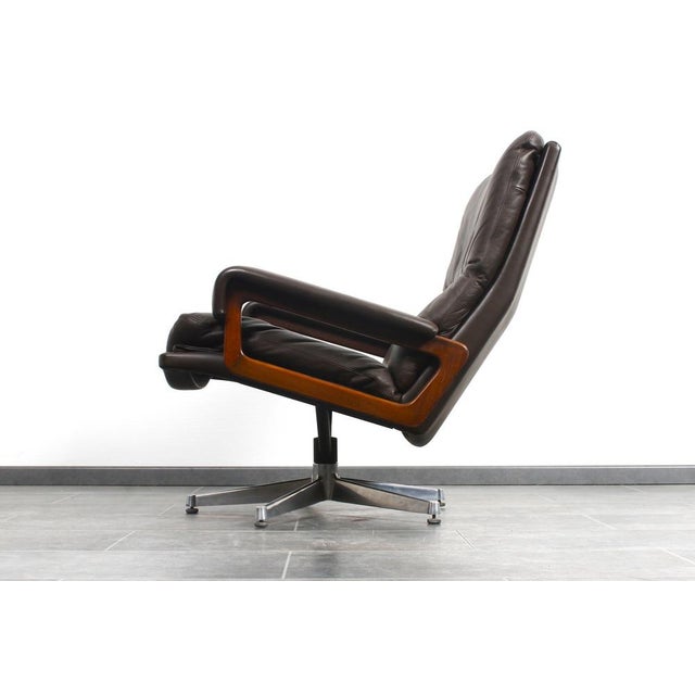 Brown King Chair in Brown Leather by André Vandenbeuck for Strässle, 1960s For Sale - Image 8 of 18