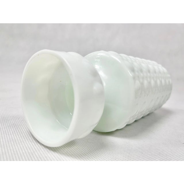 Mid-Century Milk Glass Vase by Herbert Kny for VEB Glaswerk Schmiedefeld, 1960s For Sale - Image 6 of 8