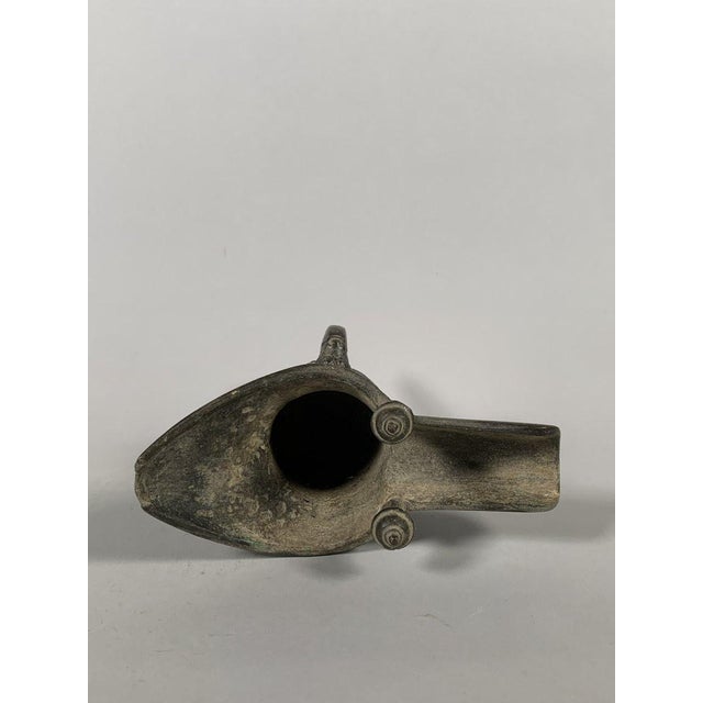 Bronze tripod cup "Jue", China, Ming dynasty (1368-1644) For Sale - Image 10 of 11