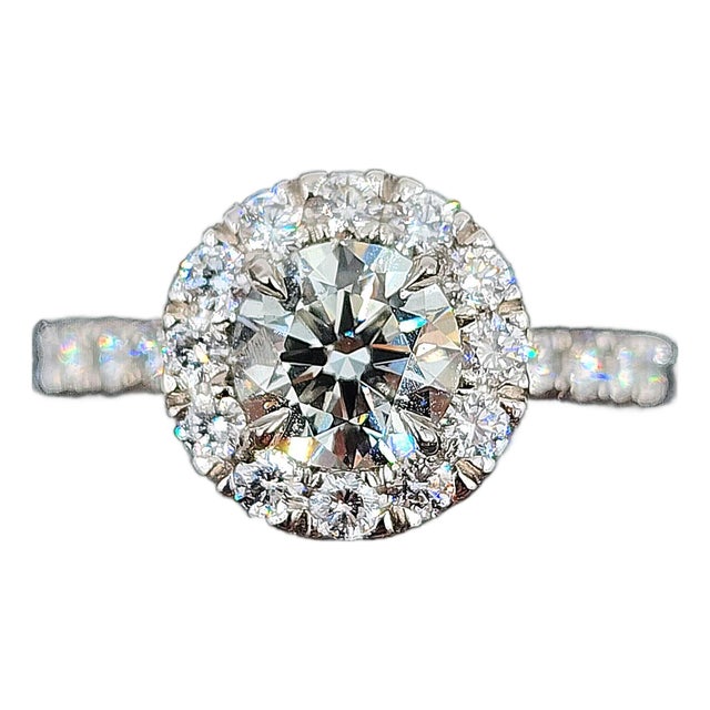 1.70 Ct Diamond Halo Ring Size 6.5 For Sale