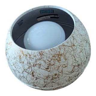 1950s Mid Century Modern Orb “Eyeball” Table Lamp – Atomic Age Fiberglass Spaghetti Shade For Sale