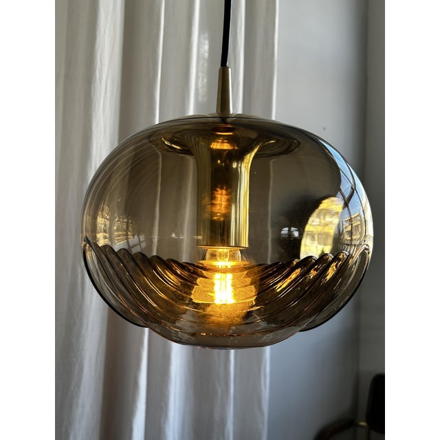 Gold Space Age Smoked Glass Futura Biomorphic Pendant by Koch & Lowy for Peill & Putzler, Germany, 1970s For Sale - Image 8 of 18