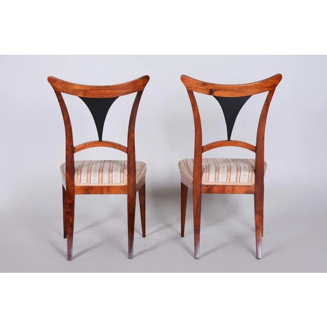 Set of Biedermeier Chairs in Walnut, Austria, 1810s For Sale - Image 3 of 8