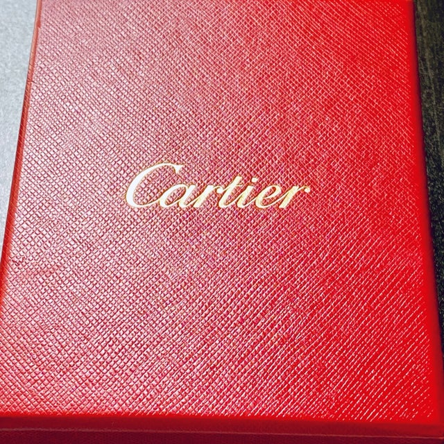 Cartier Vintage 18 Karat Yellow Gold Leaf and Pearl Brooch For Sale In New York - Image 6 of 6