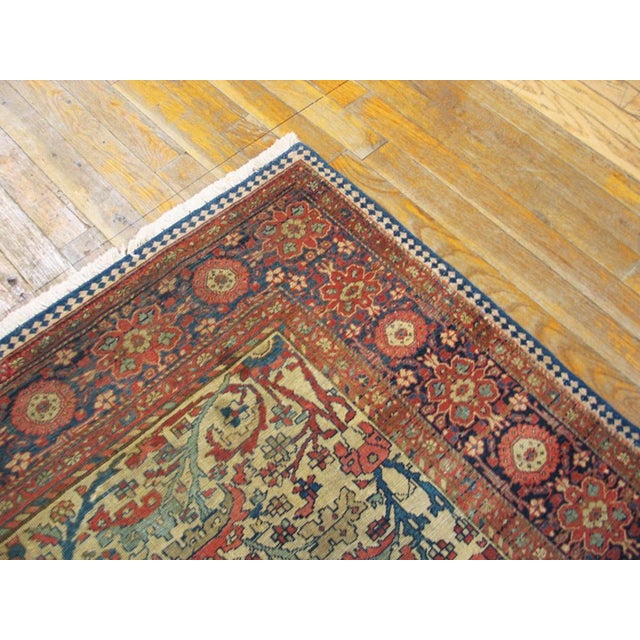 Early 20th Century 1900s Ivory Medallion Antique Persian Sarouk Farahan Rug 4'3" X 6'2" Handweave Wool Carpet For Sale - Image 5 of 5