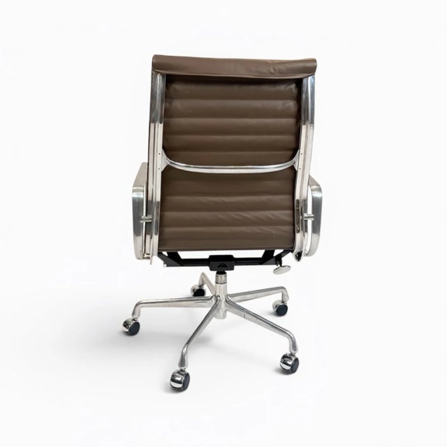Mid-Century Modern Herman Miller Eames Aluminum Group High-Back Executive Office Chair - Brown Leather For Sale - Image 3 of 11