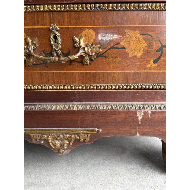 Pair of Antique French Louis XV-Style Marble Tall Cabinets With Inlaid Marquetry, A Pair For Sale - Image 11 of 12