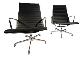 Example of Eames Chairs