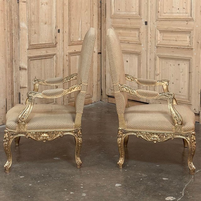 19th Century French Regence Giltwood Armchairs ~ Fauteuils For Sale In Dallas - Image 6 of 18