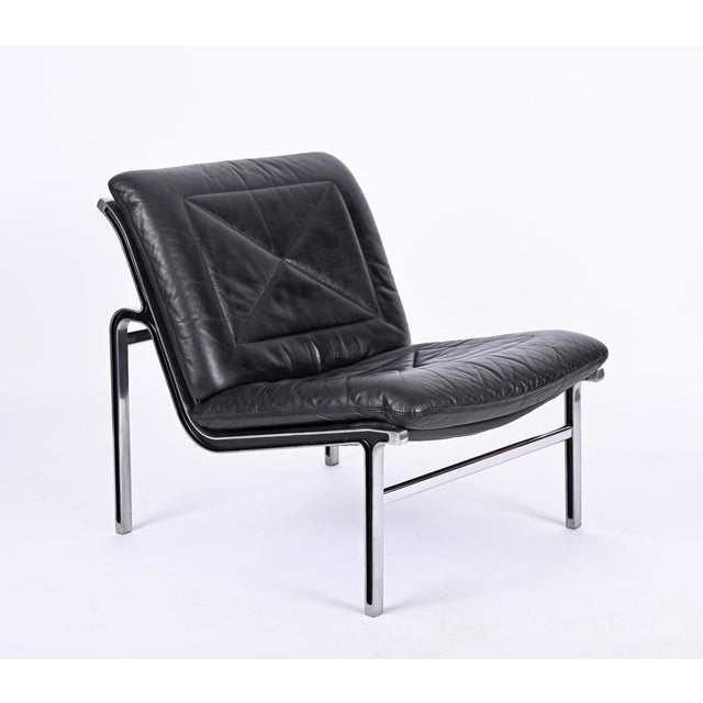 1960s Set of Swiss Aluline Lounge Chairs in Black Leather by Andre Vandenbeuck for Strässle, 1960s For Sale - Image 5 of 18