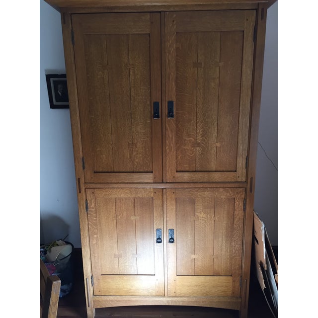 Armoire Authentic Style