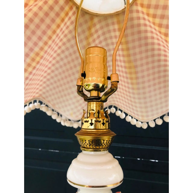 A Pair of Cottage-Core Stiffel Attributed Brass and White Porcelain Table Lamps With Gingham Red Shades For Sale In Boise - Image 6 of 12