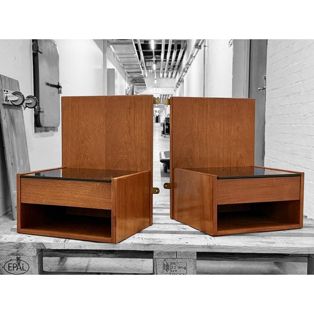 Ge 705 Bedside Tables by Hans J. Wegner for Getama, 1960s, Set of 2 For Sale - Image 9 of 11