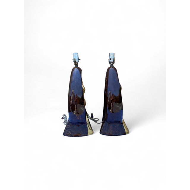 1950s Asian Ceramic Table Lamps With 22k Gold by Lampcrafts - a Pair For Sale - Image 4 of 9