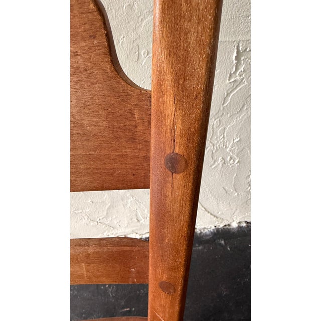 Brown Vintage Cushman Colonial Creations Maple Side Chair With Sculpted Seat and Ladder Back For Sale - Image 8 of 10