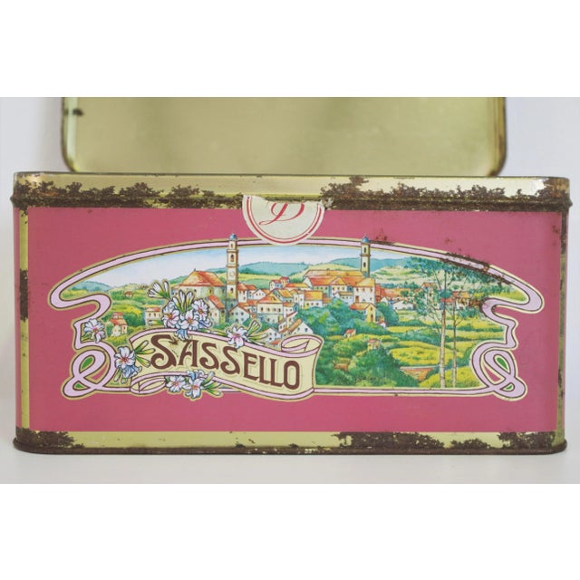 Biscuit Tins, 1960s, Set of 3 For Sale - Image 12 of 18