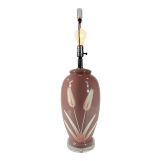 1980s Mid Century Modern Fuchsia Pink Tulip Ceramic & Lucite Table Lamp For Sale