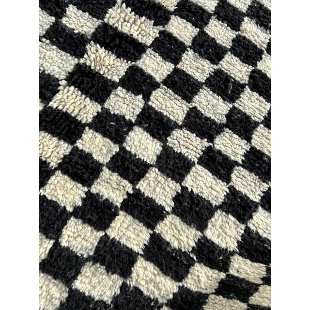 Textile Beni Ouarain Checkerboard Modern Moroccan Handknotted Rug For Sale - Image 7 of 10