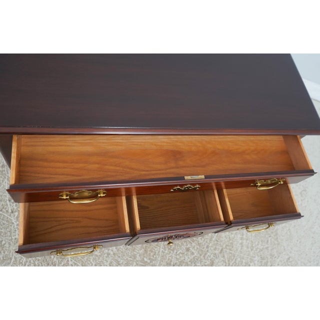 Henkel Harris Henkel Harris Mahogany 4 Drawer Lowboy For Sale - Image 4 of 18