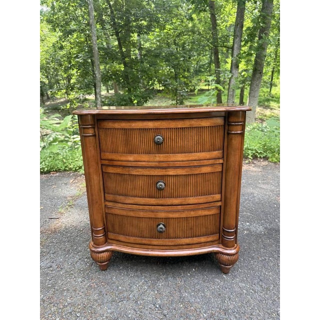 Late 20th Century Pair of Drexel’s Accents Francais Collection Nightstands/ Chest of Drawers For Sale In Washington DC - Image 6 of 17