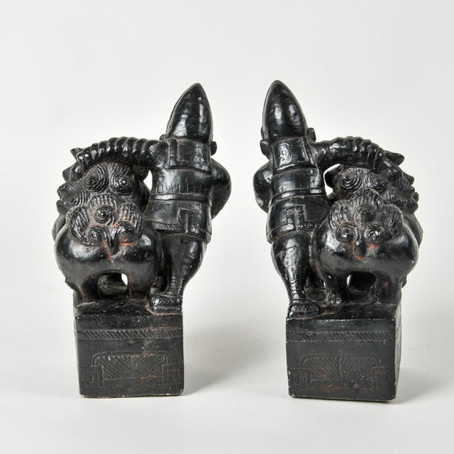 Sculpture Materials Mid 20th Century Rare Pair of Asian Art Foo Dog Guardian Lion Bookends With Figures For Sale - Image 7 of 16