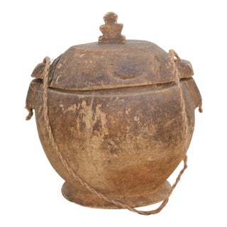 Rustic Food Bowl W/Rope Handle For Sale