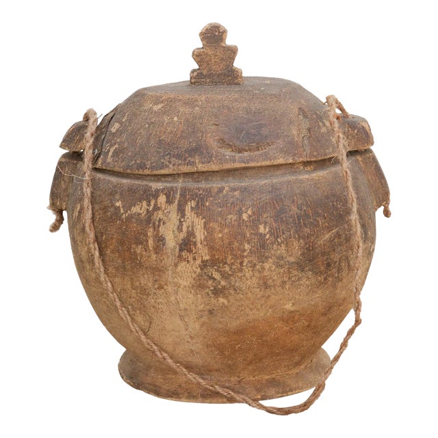 Rustic Food Bowl W/Rope Handle For Sale