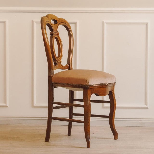Louis Philippe Chair in Walnut, 1860 For Sale - Image 13 of 13