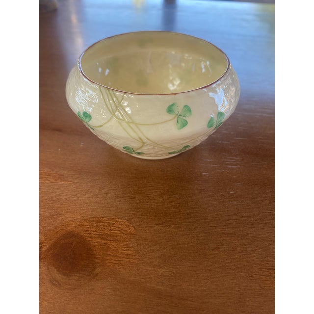 Belleek Pottery Ltd. Genuine Irish Belleek Porcelain Creamer & Sugar For Sale - Image 4 of 5