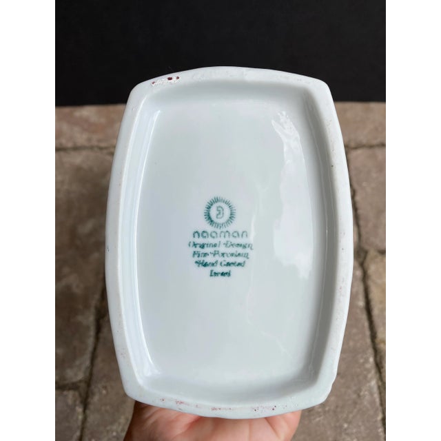 Organic Modern Style Naaman White Bisque Porcelain Vase With Embossed Leaf Relief For Sale - Image 9 of 11