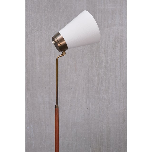 1950s Teak and Brass Floor Lamp with Adjustable Shade from Asea Belysning, Sweden, 1950s For Sale - Image 5 of 11